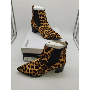 Nine West Honor Pull On Leopard Chelsea Booties Natural Multi Pony Hair Size 5.5